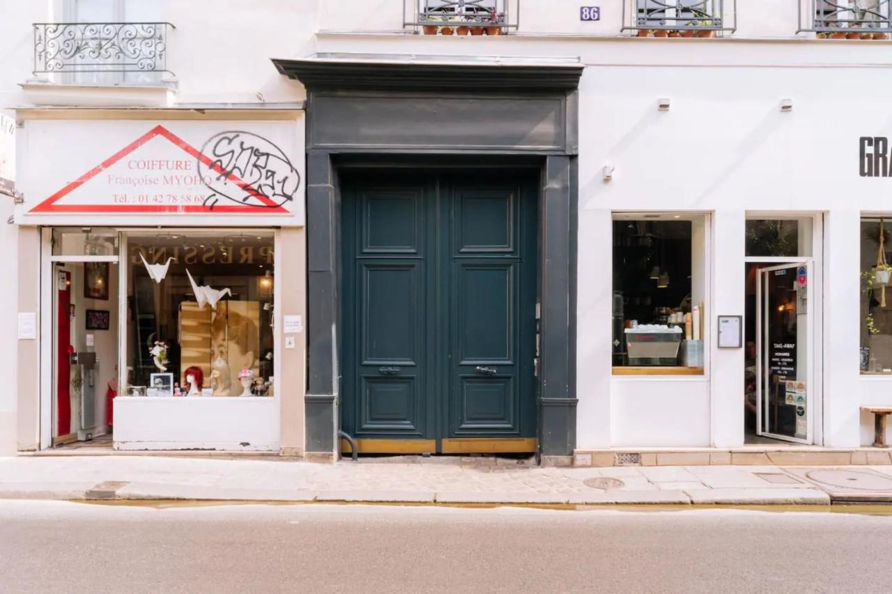 Unique And Bright Studio In *