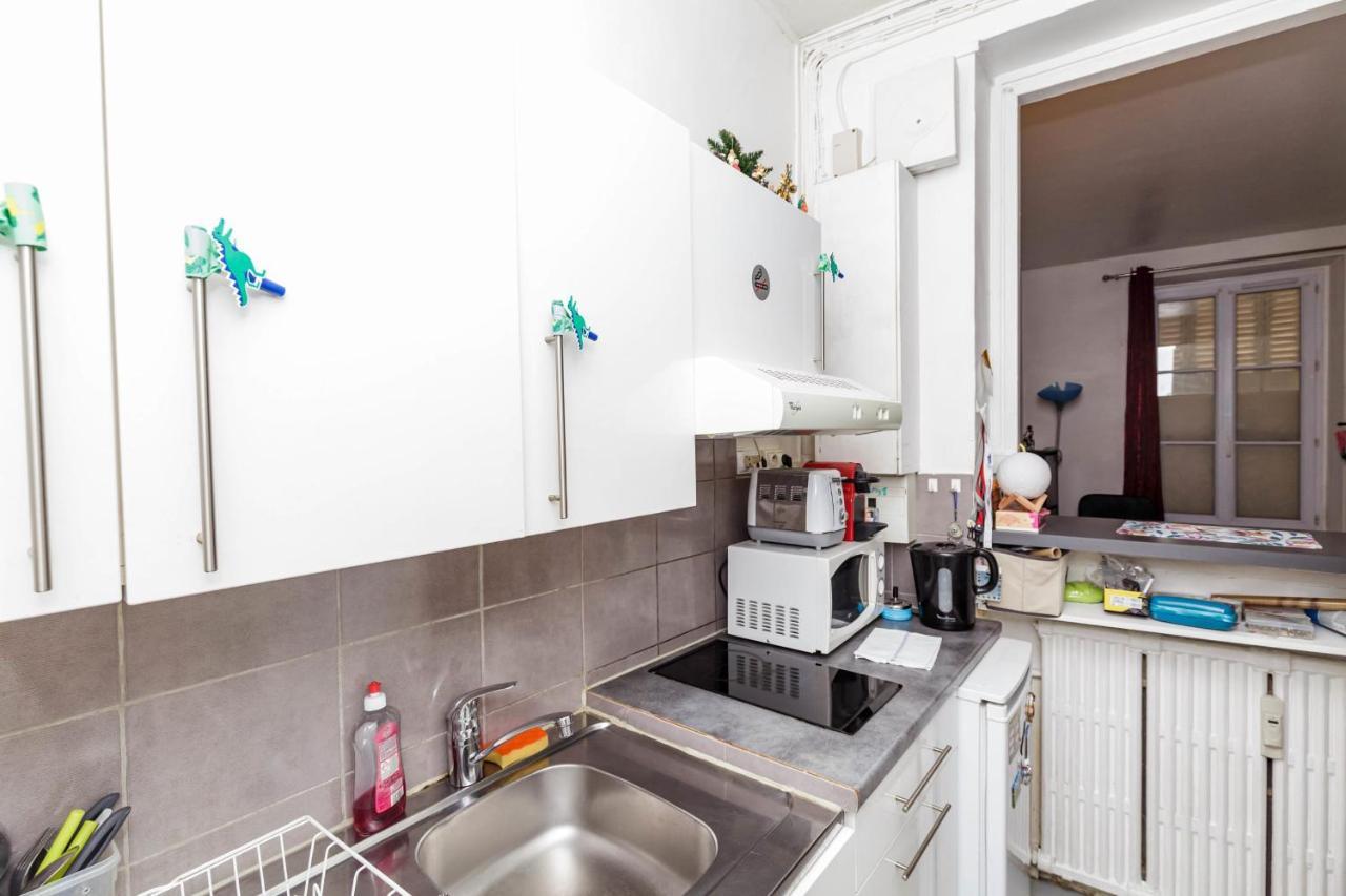 Equipped Studio Near The Montparnasse Tower Paris
