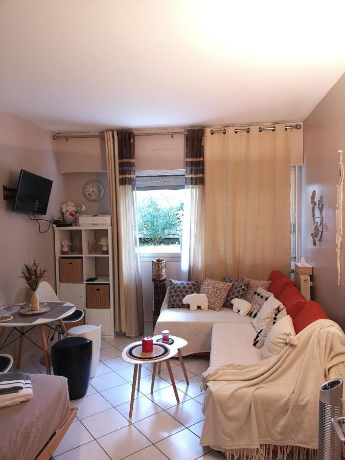 Appartement Charming Near Moulin Rouge
