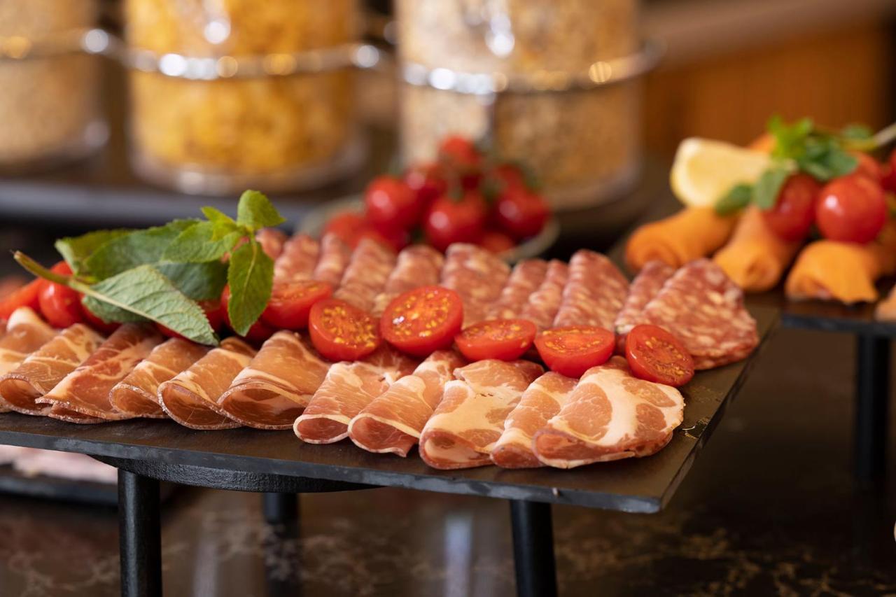 Le Rocroy Gare Du Nord Hotel 4*