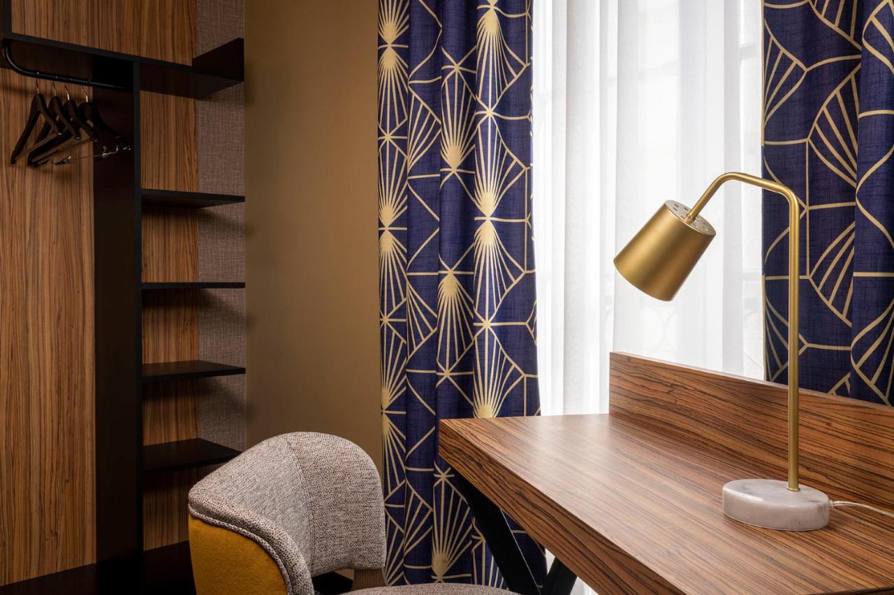 Le Rocroy Gare Du Nord Hotel 4*