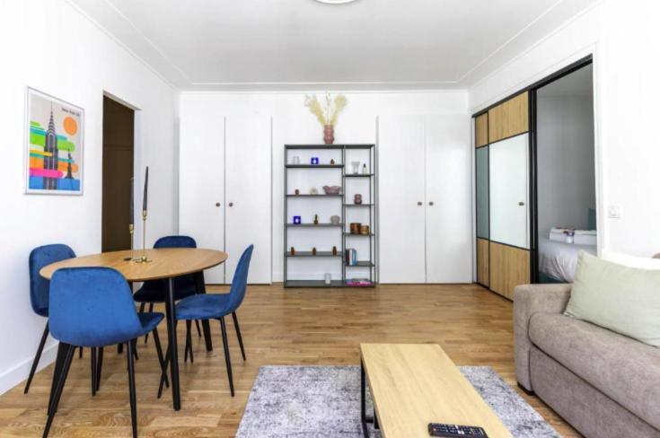 Appartement 26 Montaigne/place De L’alma : Beautiful 4p Paris