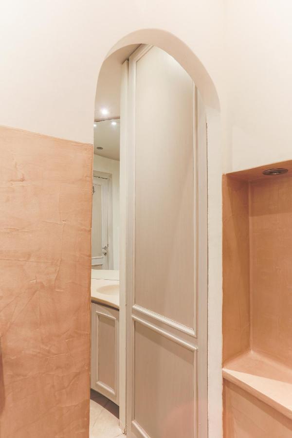 Louvre Apartment Paris