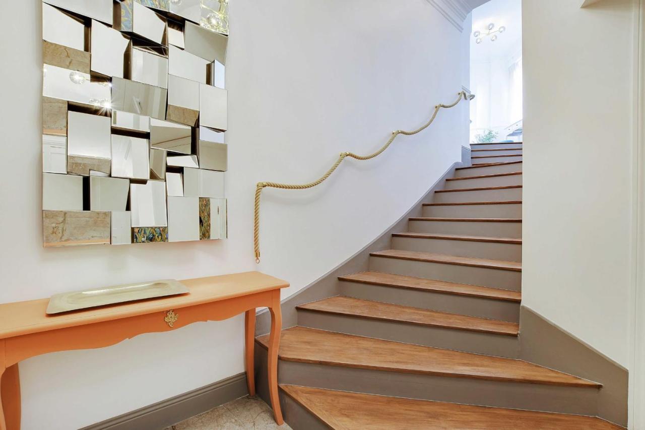 Magnifique - 2br - 6p - Place De L'etoile Paris