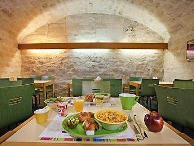 Hotel Ibis Styles République 3*