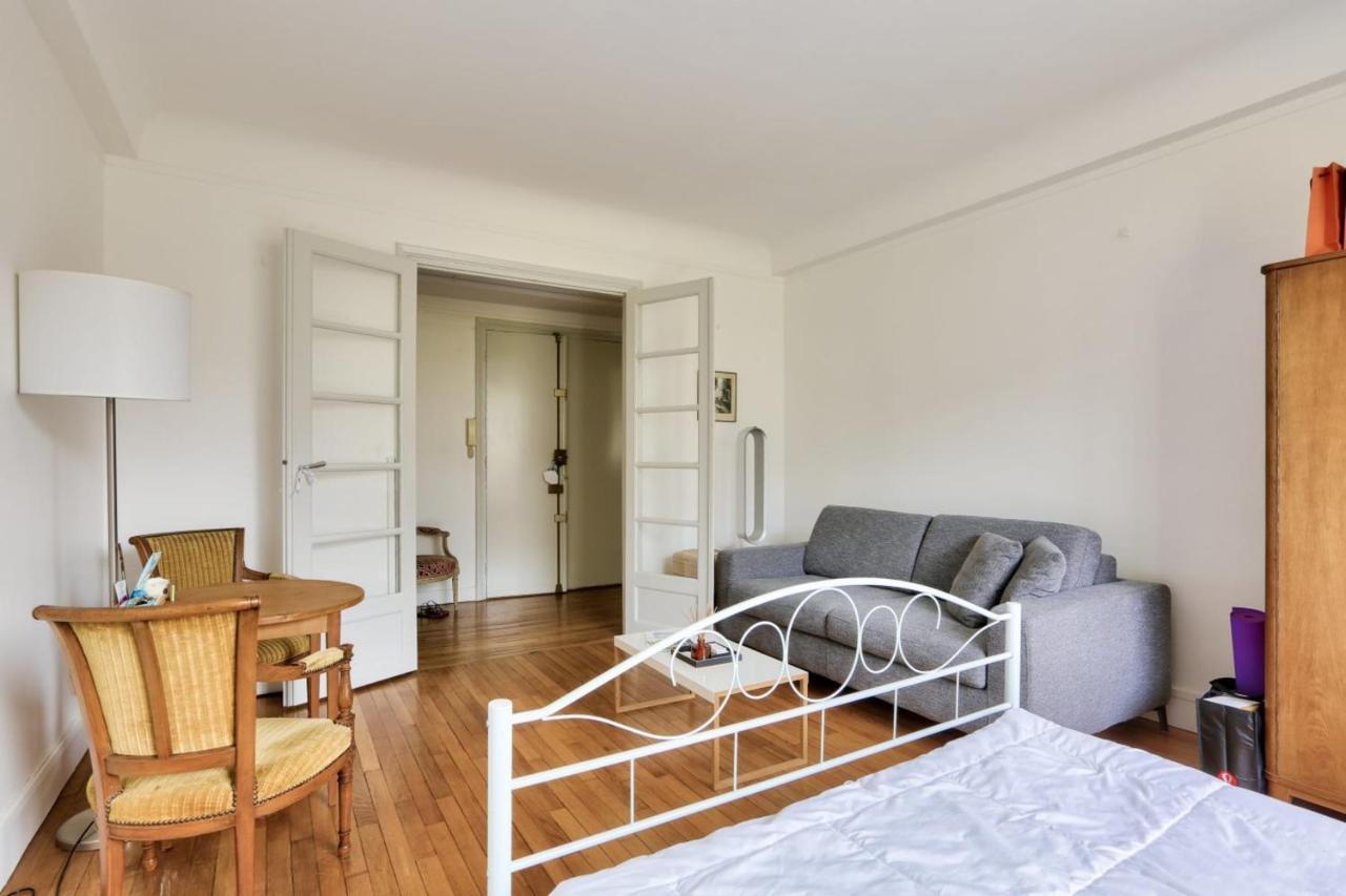 Apartment Bright For 4 Near The Eiffel Tower