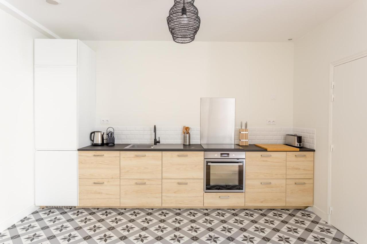 Croissants Et Confitures Appartement Paris