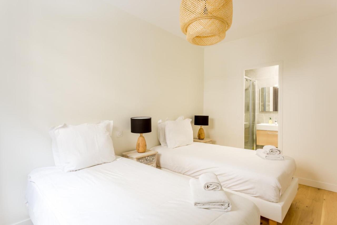 Croissants Et Confitures Appartement Paris