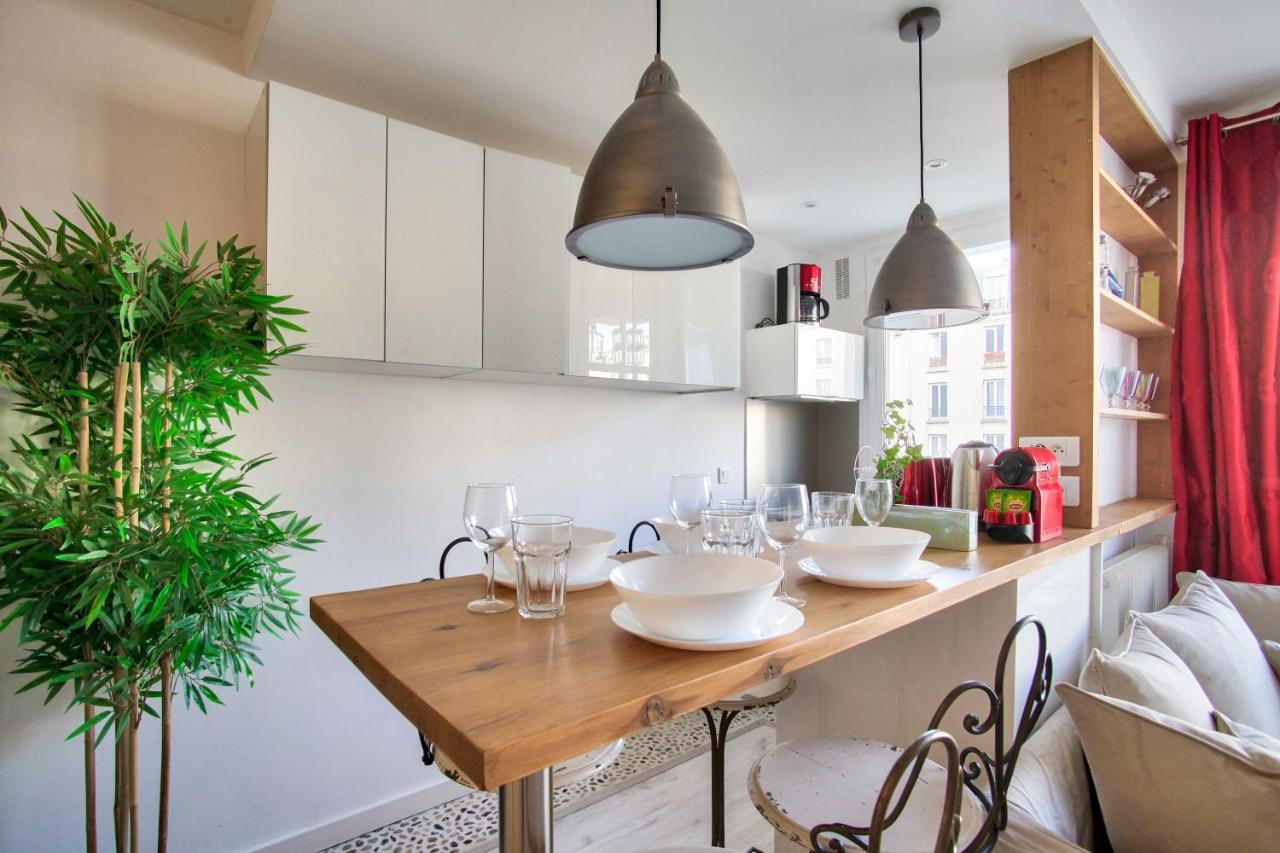 Luxurious Republique Pierre Leve Free Netflix Apartment