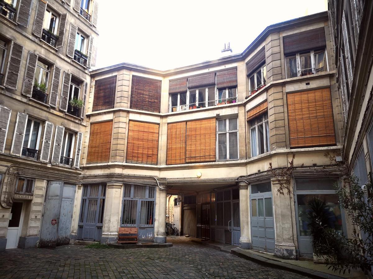 Super Canal St Martin Apartment Paris