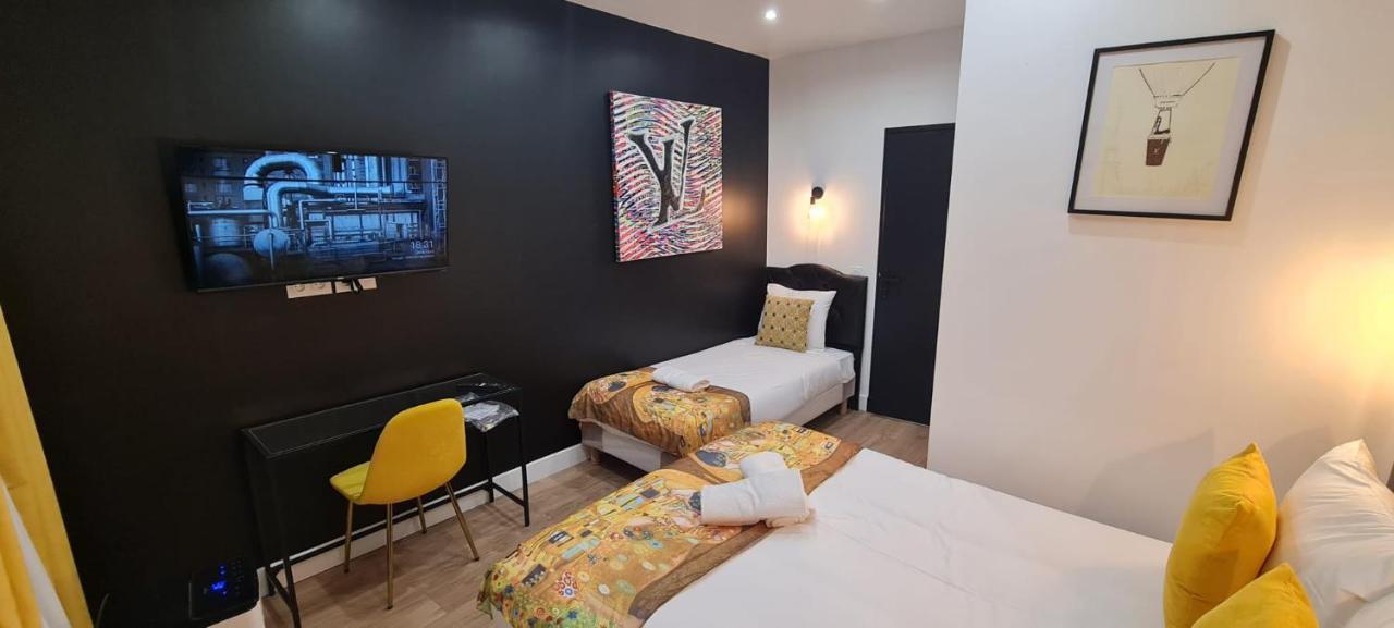 158 - Urban Louis Vuitton Flat In Montorgueil Paris