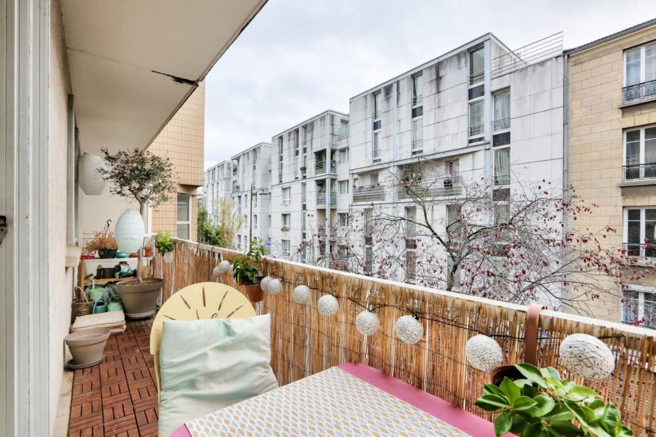 Bright For 4 With Balcony Apartment *