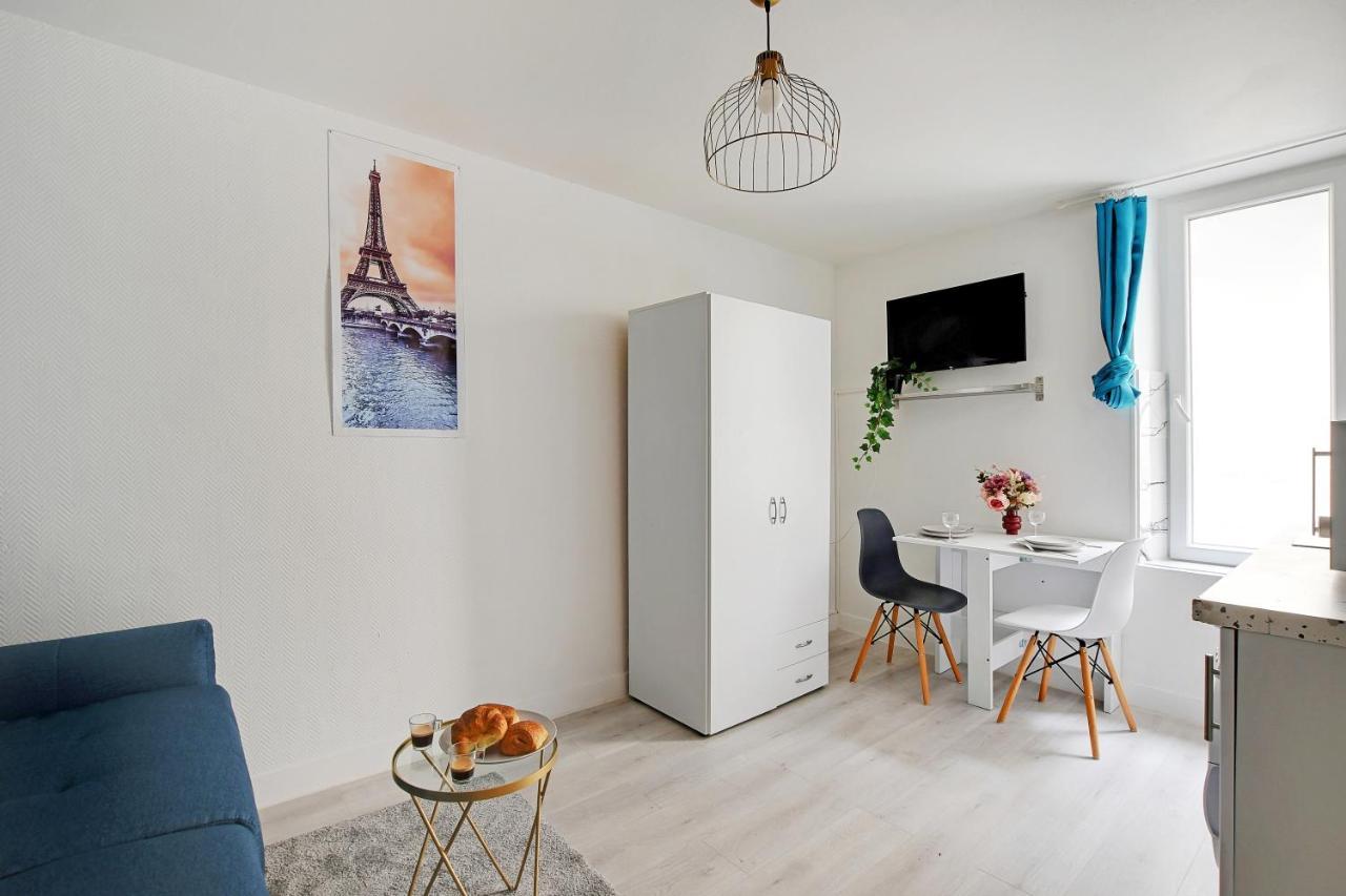 Cmg Rue De Bretagne 60 * Paris