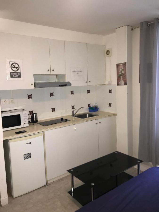 Voltaire 11 Apartment *