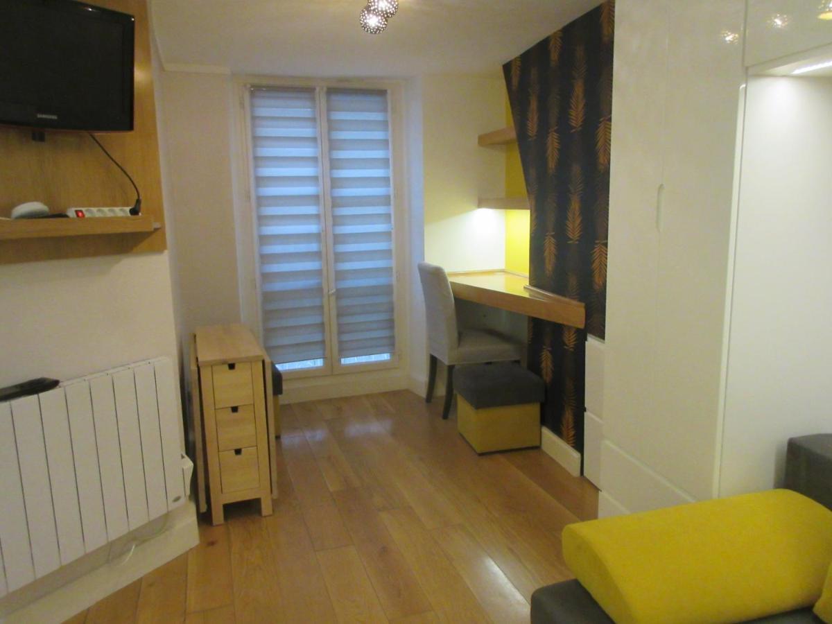 Appartement Cosy Of 17 Square Meters At Place Monge 75005 Paris