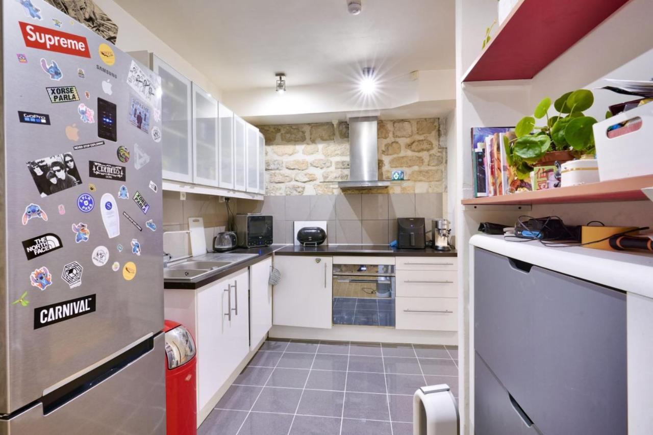 Nice For 2 People Apartment Paris