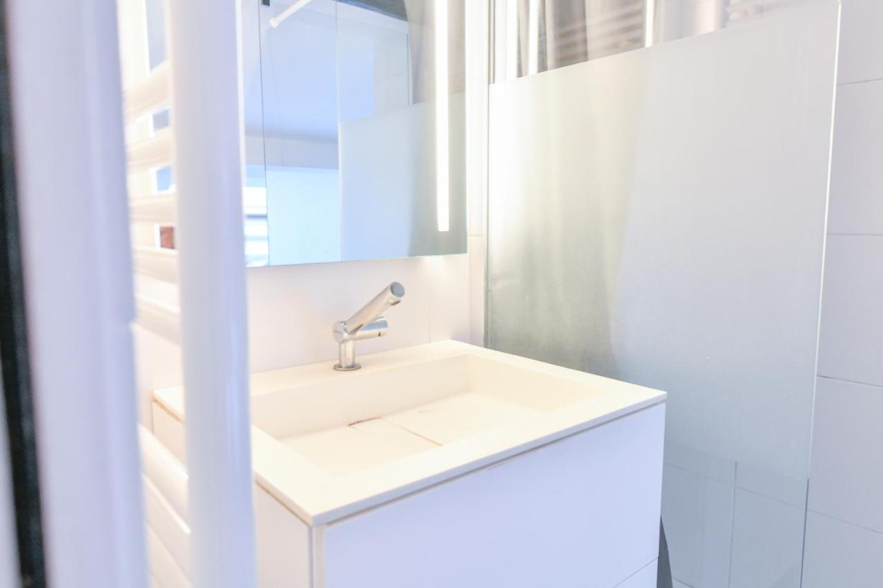 Appartement Duplex Design & Moderne En Plein Coeur De Paris