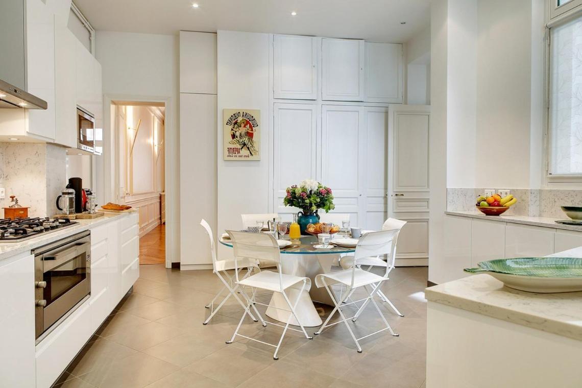 Apartment In A Great Location Close To The Eiffel Tower *