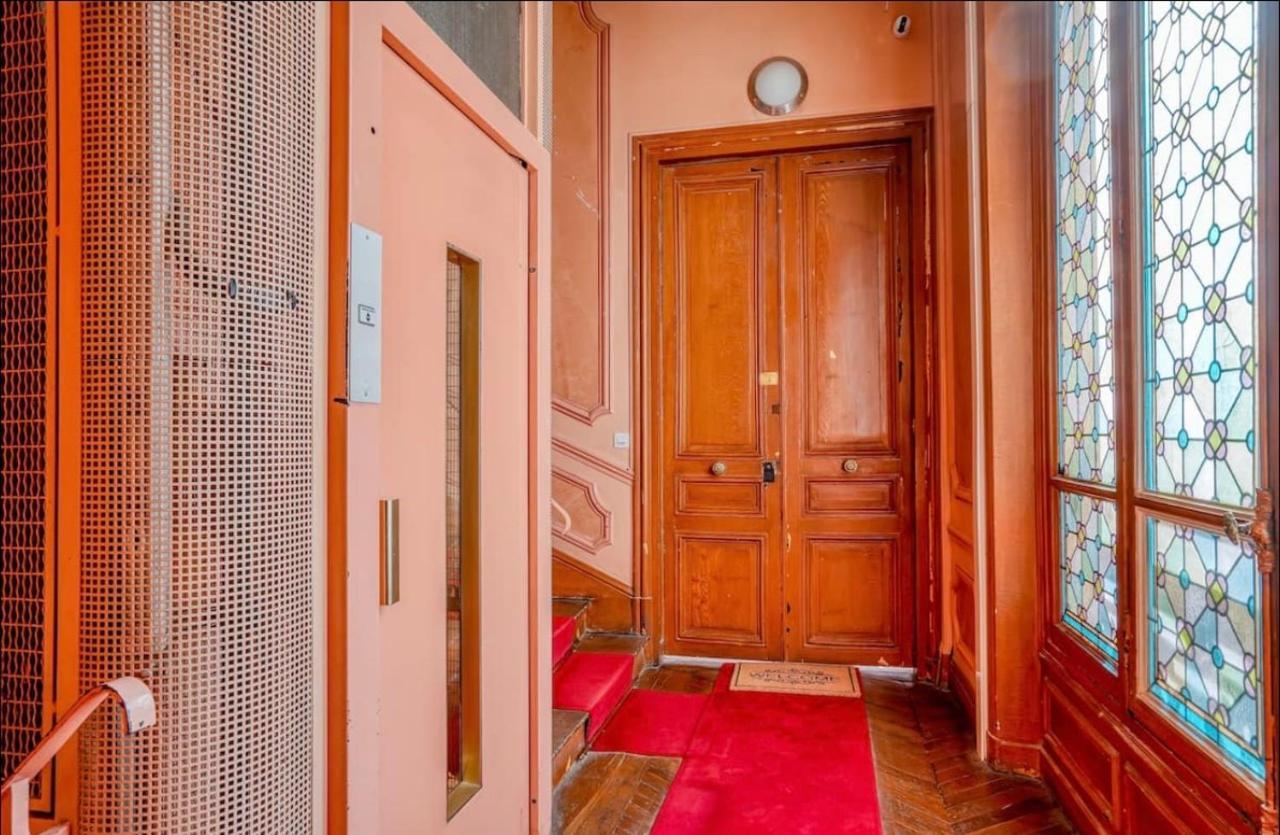 Appartement Luxury Champs Elysées Paris