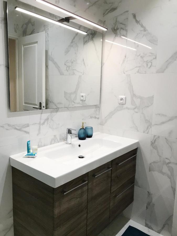 Apartment Au Coeur Du Marais Paris