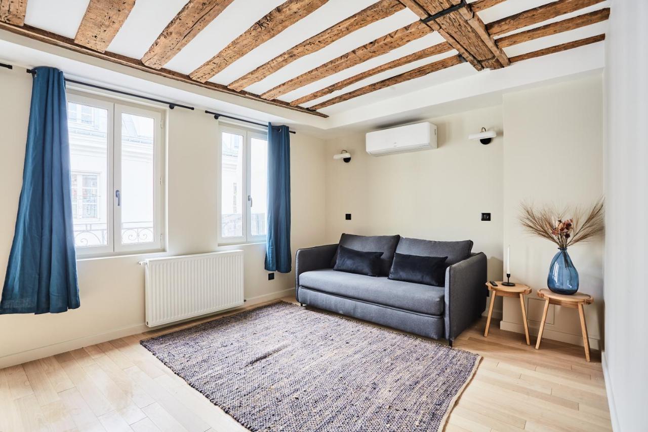 Center Of By Prestige Paris