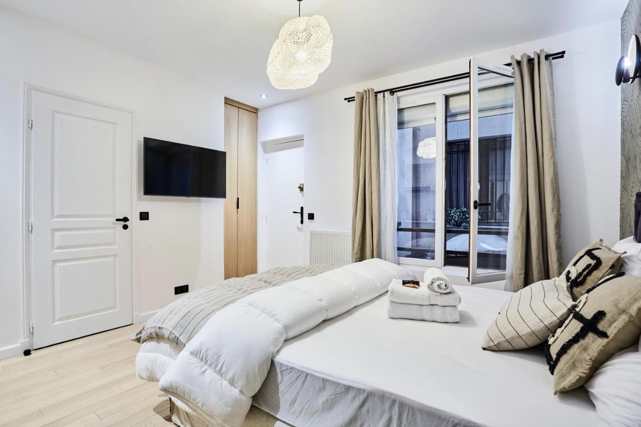 Center Of By Prestige Paris