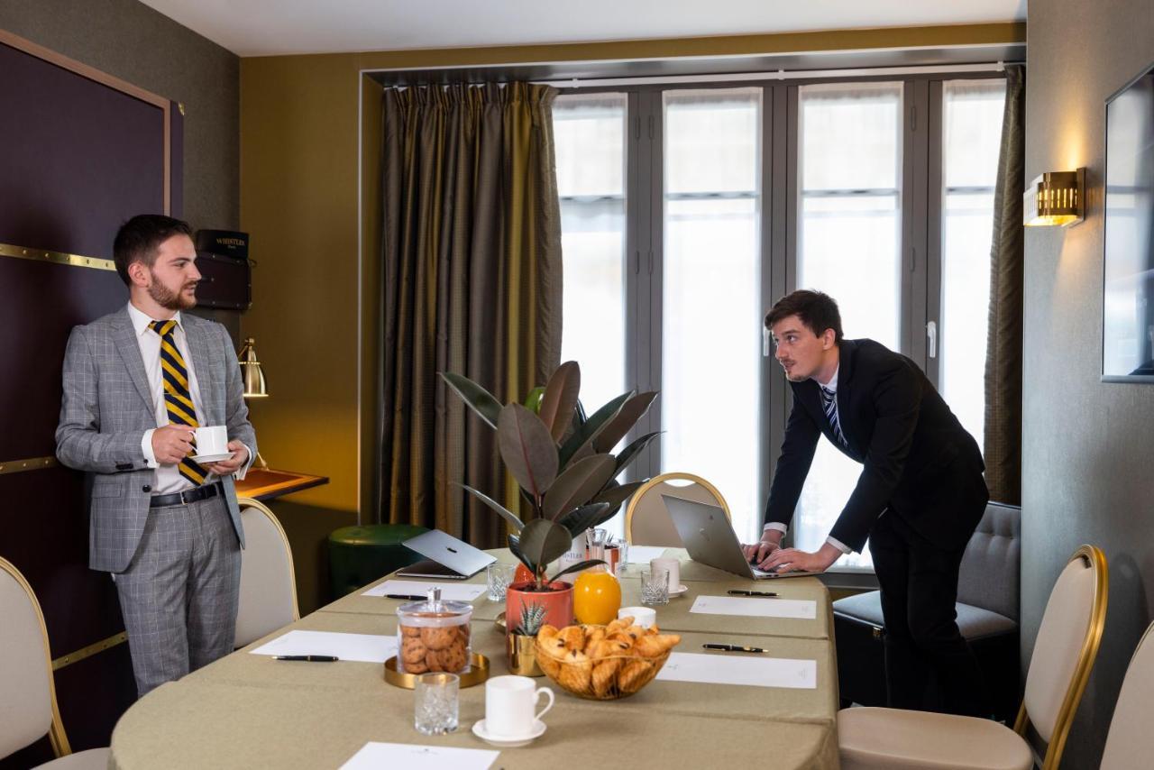 Hotel Whistler Paris