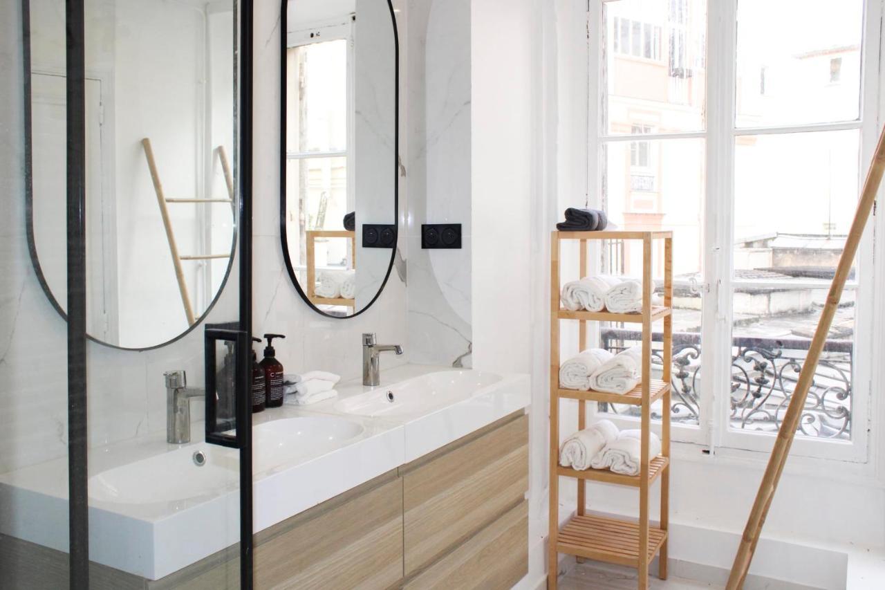 Apartment Brand New Parisian Nest Near The Arc De Triomphe *