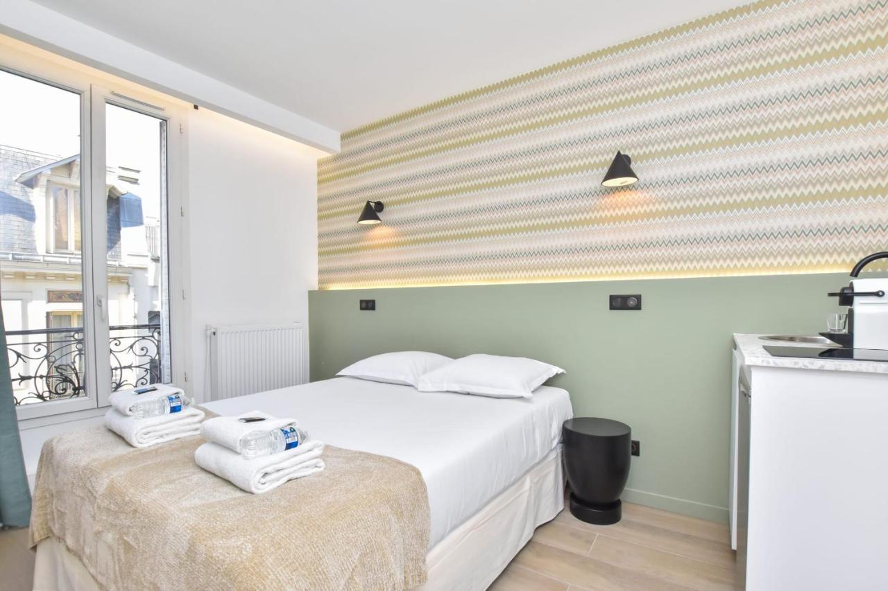 Cosy Bedroom - Tour Eiffel Champs De Mars 3a Apartment Paris