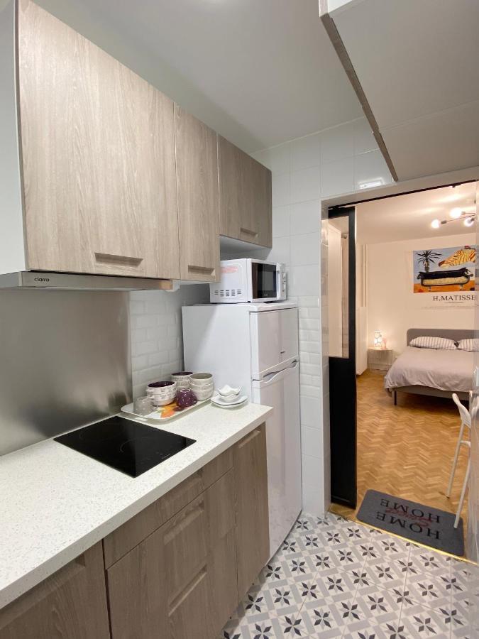 Appartement Paris: Agreable Chambre D'un Grand Artiste Paris