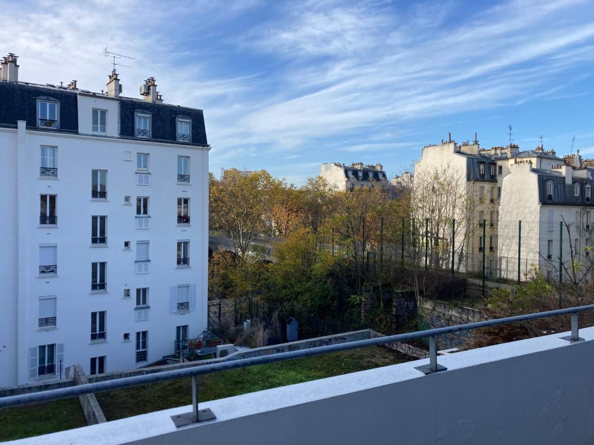 Entire With Terrace *