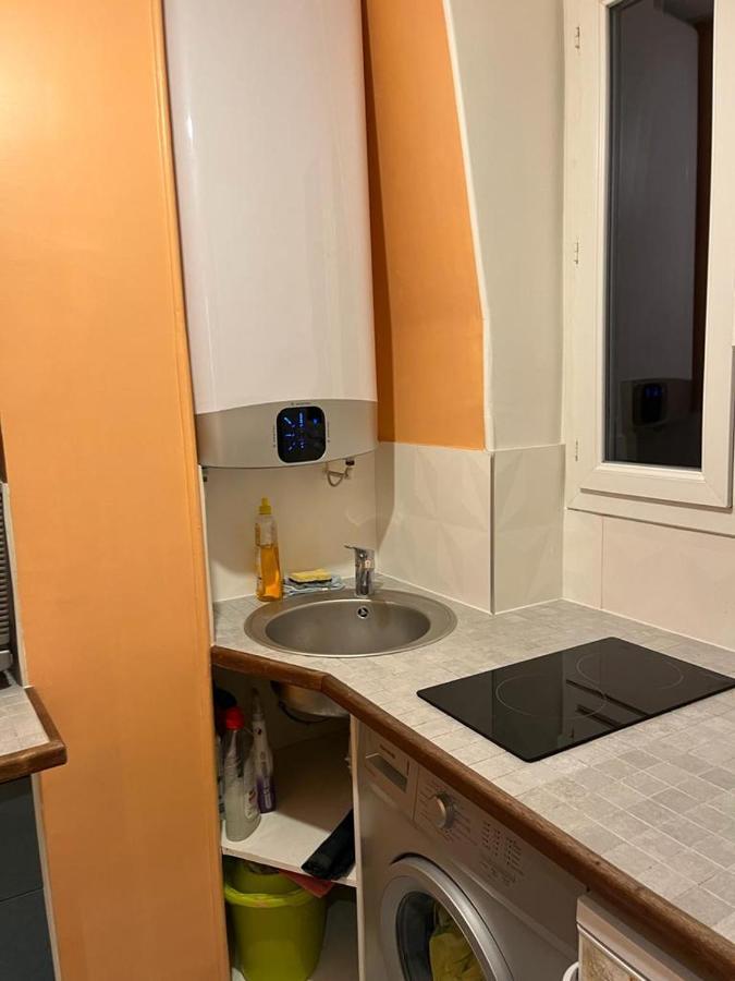 Bonjour Apartment *
