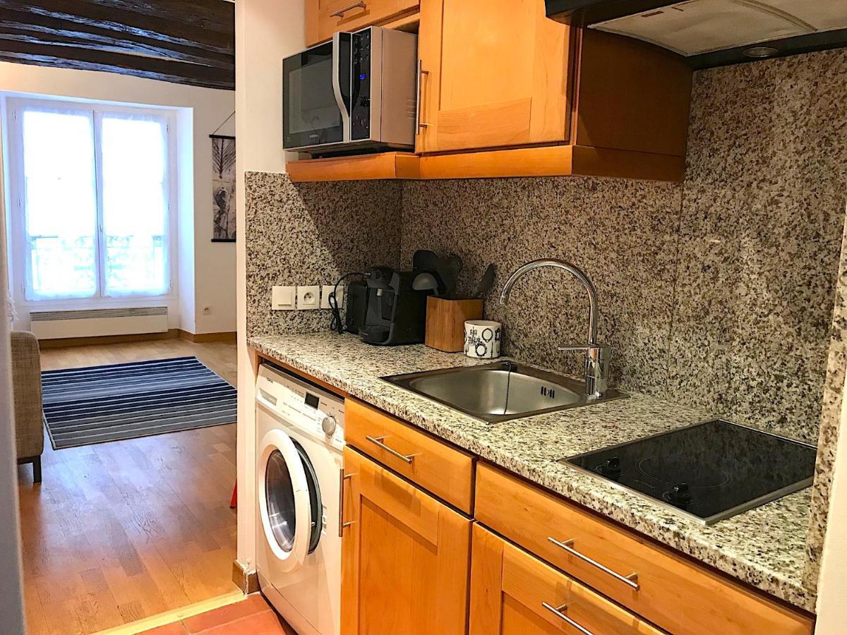 Vaugirard Apartment Paris