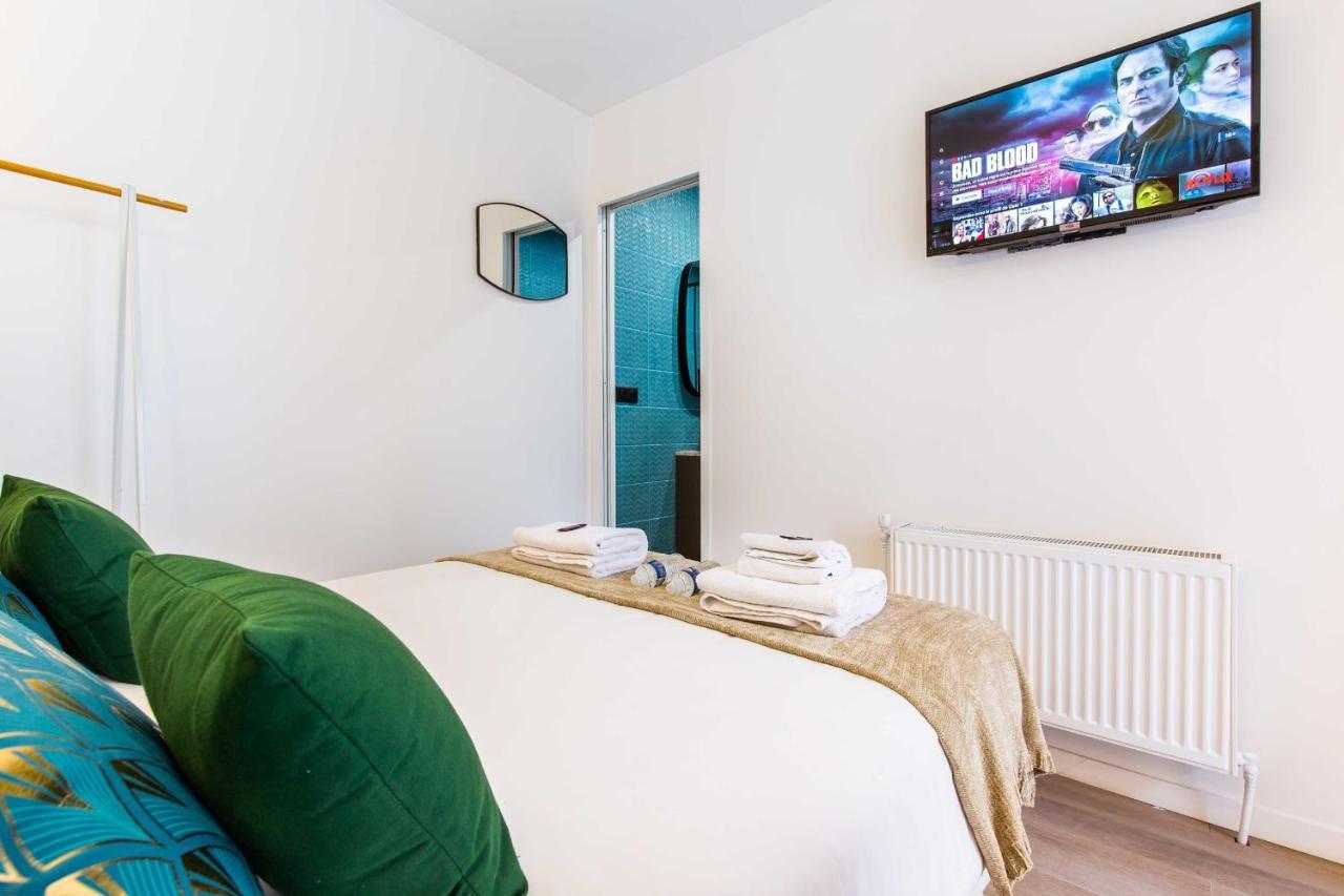 Cosy Bedroom - Tour Eiffel Champs De Mars 15b Holiday home *