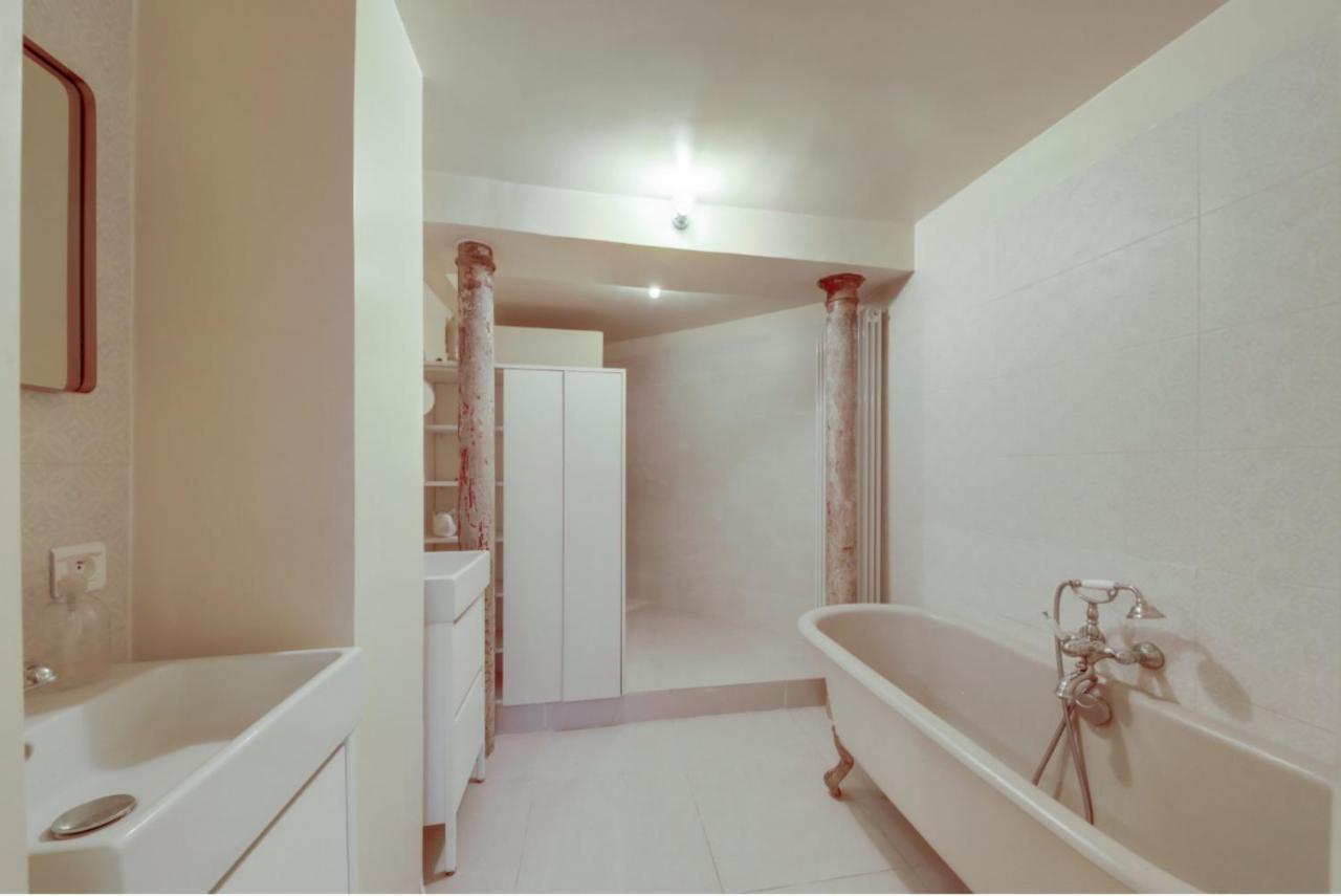 Apartment Duplex Palais-royal Paris