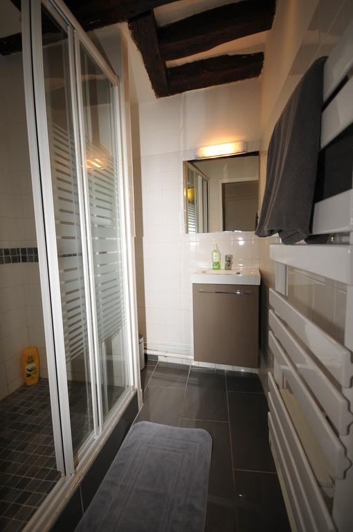 Saint Paul Marais Apartment *