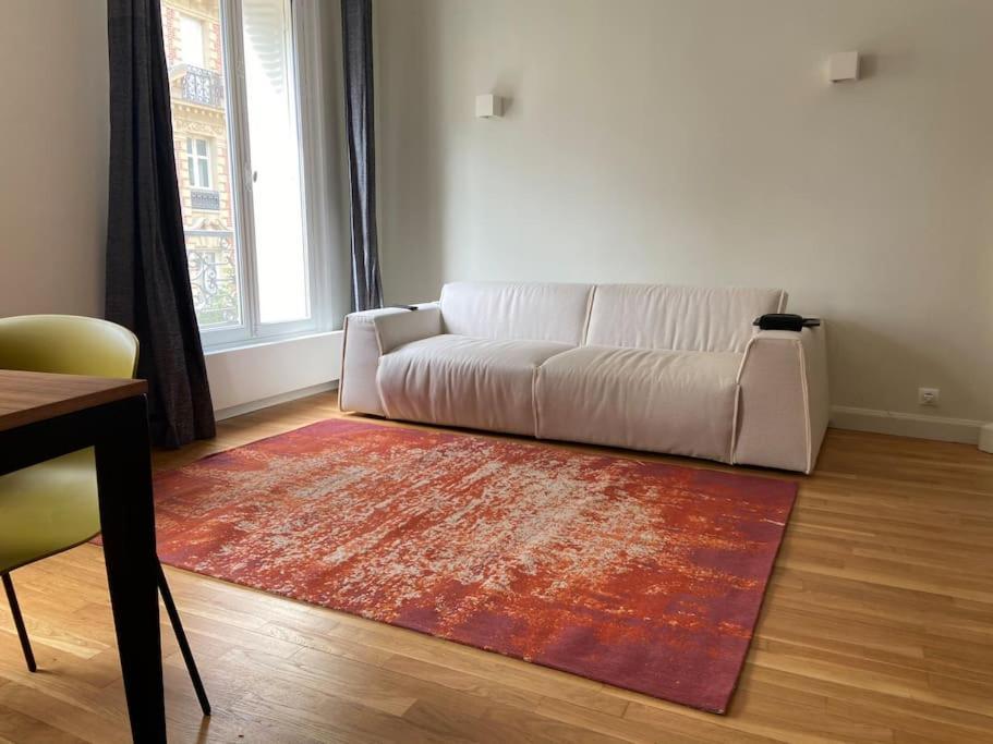 Apartment Coeur De Montorgueil Angle Tiquetonne Ensoleille