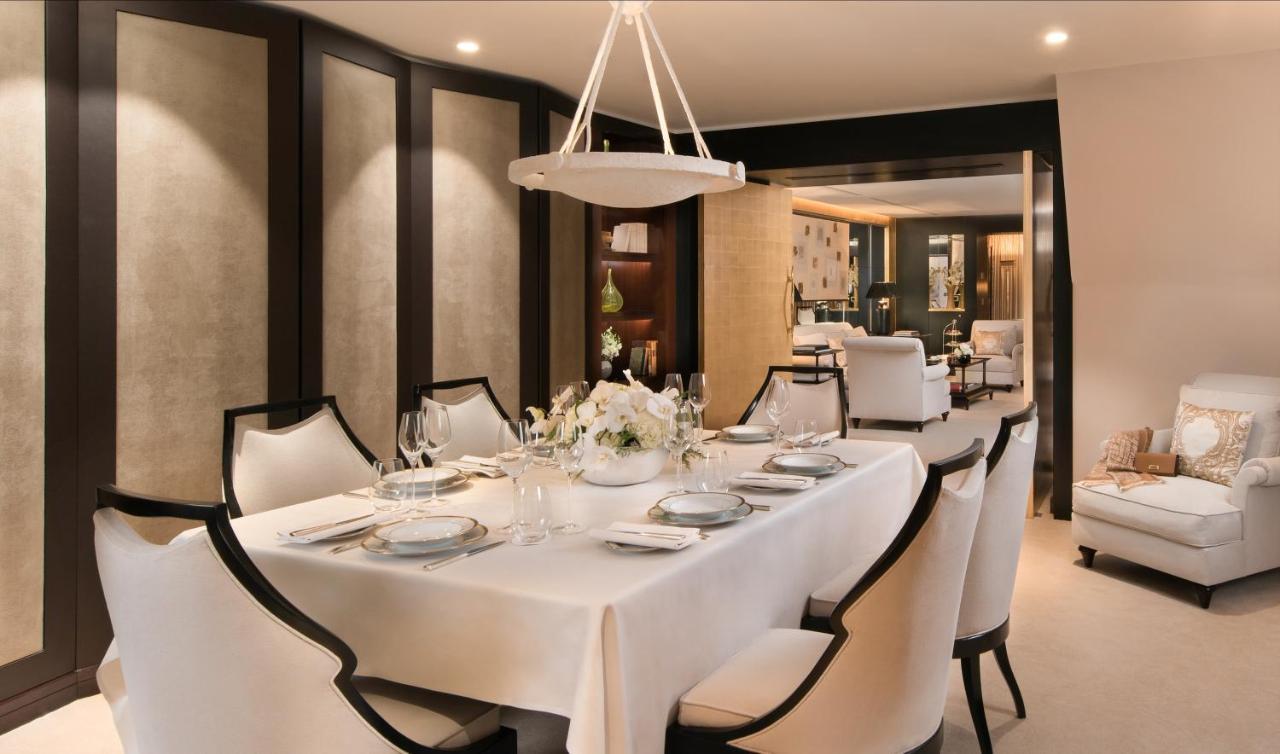 Barriere Fouquet's Hotel Paris