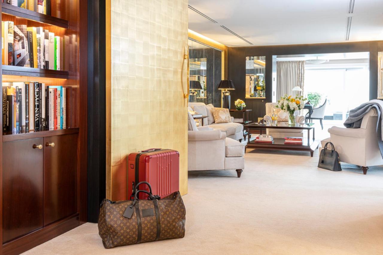 Barriere Fouquet's Hotel