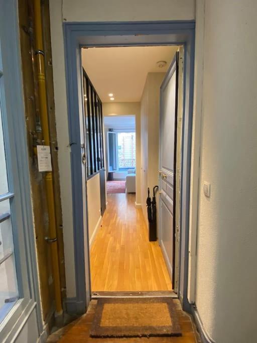 Apartment Coeur De Montorgueil Angle Tiquetonne Ensoleille Paris