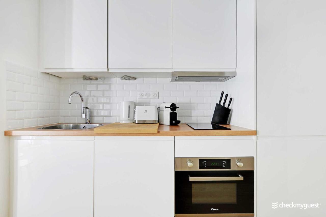 Cosy 1- Sacree Coeur Montmartre Apartment