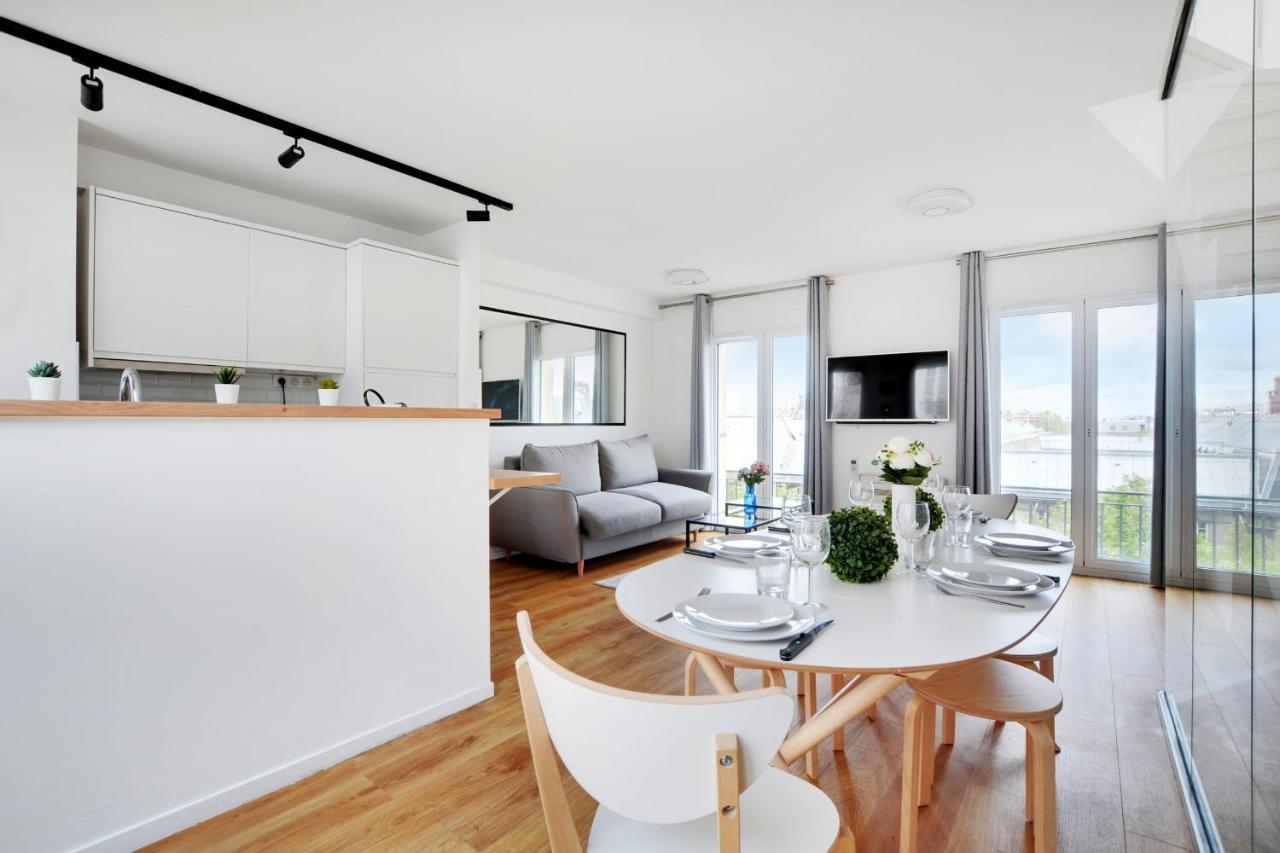 Exceptional Triplex With Terrace - Montmartre Paris