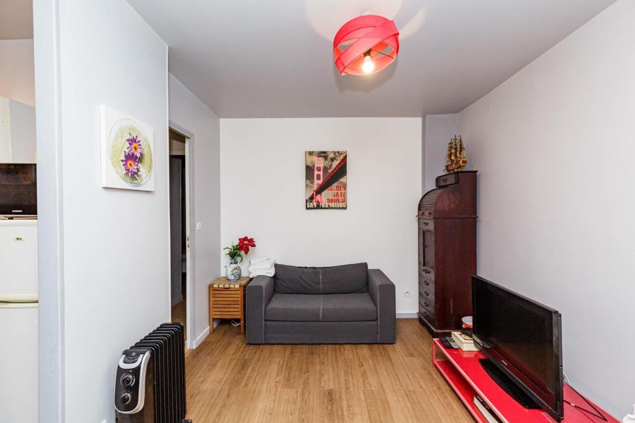 Apartment Charming 40m In The Heart Of Paris