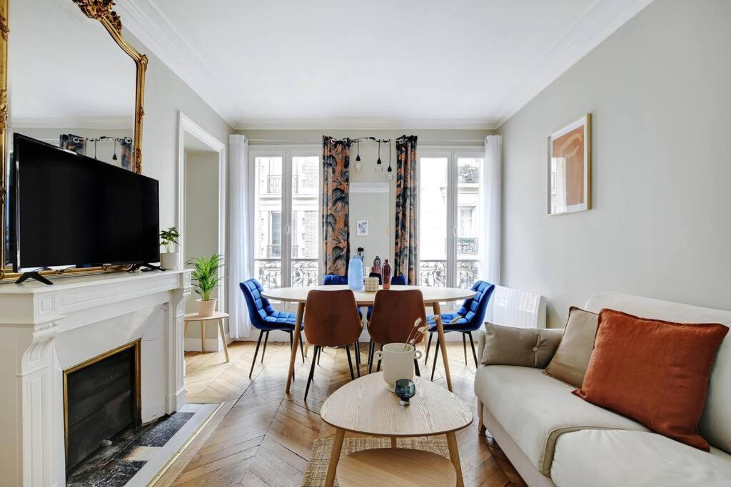 Gembnb Luxury - Leon Jost * Paris