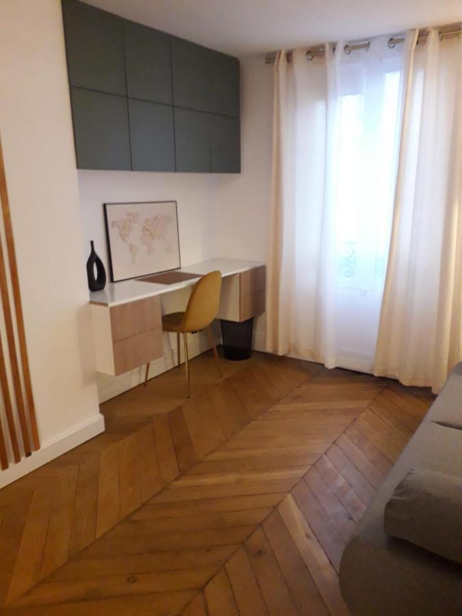 Champs Elysees Luxury Apartment Paris