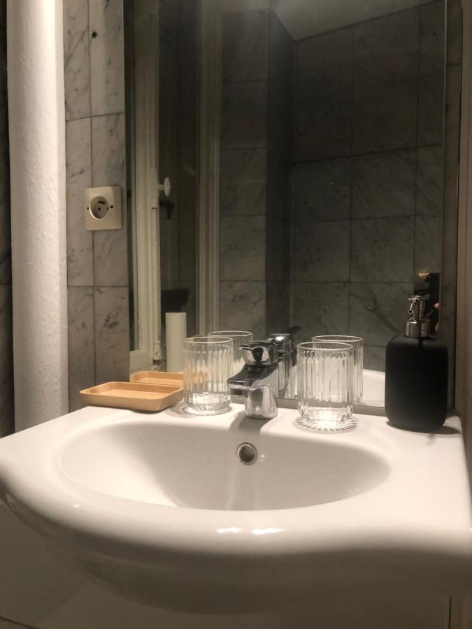 Cosy 2 50m2 Parisian Classic Flat - Passy, 16th Arrondissement, Near Eiffel Tower Apartment