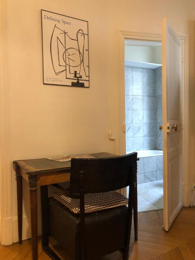 Cosy 2 50m2 Parisian Classic Flat - Passy, 16th Arrondissement, Near Eiffel Tower Apartment Paris
