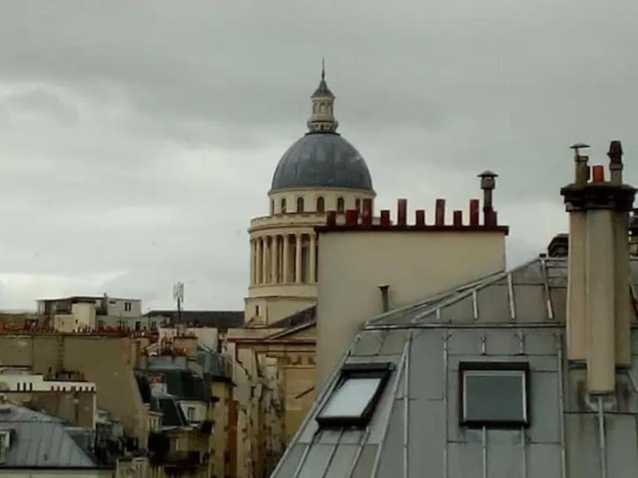 Studio Propre Calme Vue Ascenseur Appartement Paris