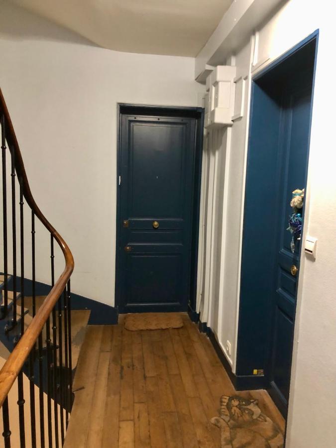 Apartment Rare D'architecte En De Montmartre *