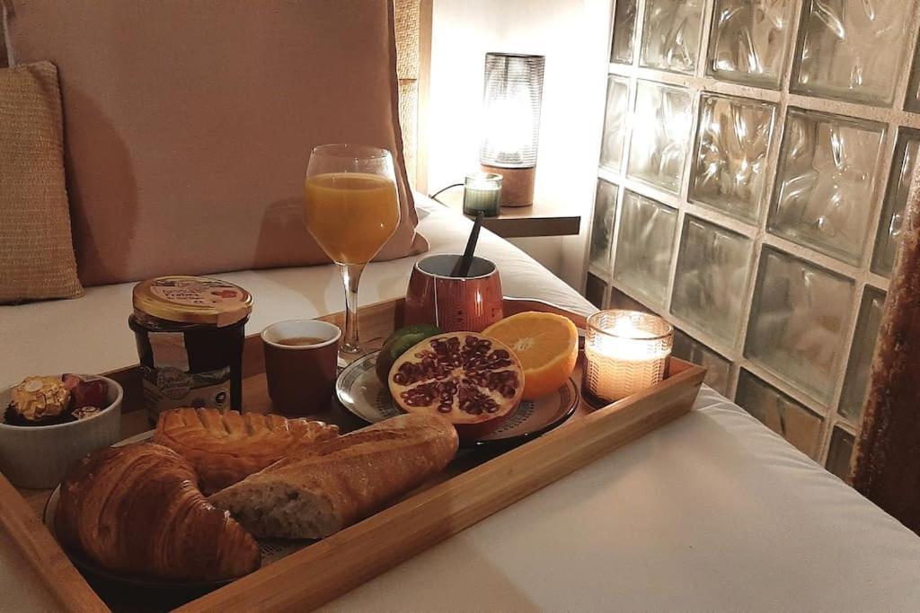 Midnight In Montmartre Appartement Paris